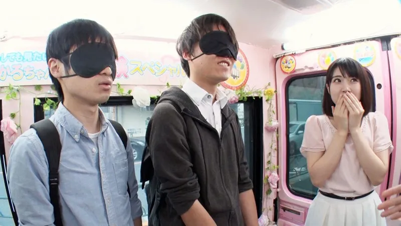 ディープス専属素人娘・ひかるちゃん（18歳） マジックミラー便で3解禁スペシャル！私生活を完全追跡アポ無し初体験撮影！！大学の通学路で同級生のザーメンごっくんSEX！両親のすぐ近くで絶頂巨根3P！デート中に彼氏の目の前で寝取って生中出し！！ サンプル画像 1