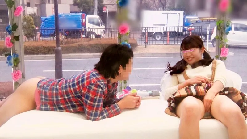 ザ・マジックミラー 顔出し！女子大生限定 2枚組8本番！徹底検証！リア友の素人大学生が2人っきりの密室内で初めての相互オナニー 6 恋人にも見せたことのない公開オナニーで火照り出した友達を間近で見てしまった2人は友情よりも性欲を選びSEXをしてしまうのか？人生… サンプル画像 5