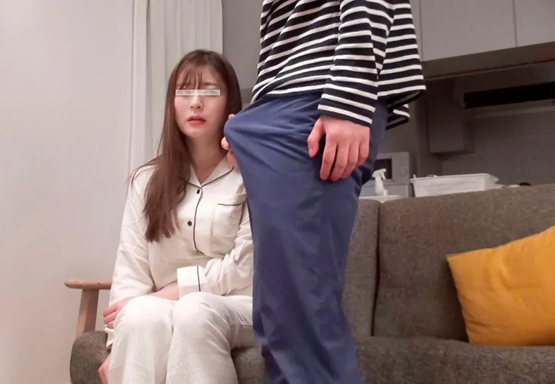 一般男女モニタリングAV 近親相姦しちゃった母子のその後まで追跡スペシャル マジックミラーの向こうには父親！巨乳の母親と童貞の息子が2人っきりの密室で筆おろし中出し！！…した後日談:母と息子の何度も繰り返される禁断の近親相姦を家庭内盗撮 サンプル画像 5