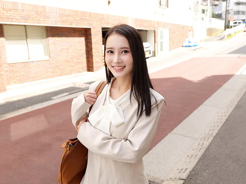 大手企業役員秘書が業務を抜け出しイキまくる！賞金100万円を懸けてイキ我慢ゲームに挑戦した美人秘書 AV男優の超絶テクに美脚震わせガチアクメ堕ち！イキ出したら止まらないエンドレス絶頂中出し性交 サンプル画像 11