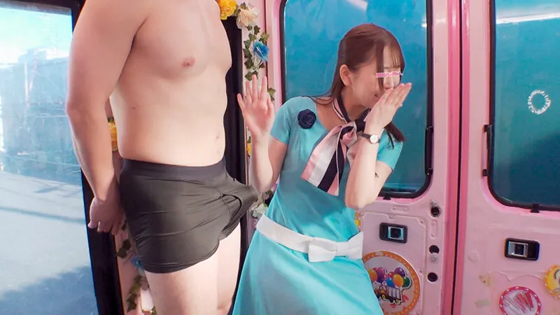 一般男女モニタリングAV×マジックミラー便コラボ企画 一流百貨店の受付嬢にじゅぼじゅぼフェラ接客特訓！お客様対応中に喋れなくなるほどの大量口内射精で精子ダダ漏らし！過激な接客で火照った受付嬢オマ○コにデカチンをねじ込みザーメンまみれSEX！全員中出しスペシャ… サンプル画像 2