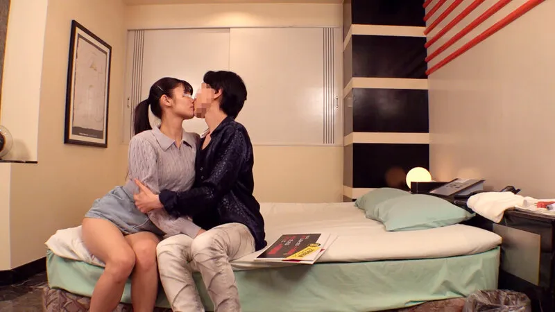 一般男女モニタリングAV 素人大学生の性欲徹底検証 朝までエッチしなければ賞金10万円！終電を逃した男女の友達はラブホテルで2人っきりになったら1発10万円の連続射精セックスに挑戦してしまうのか！？ 18 彼氏がいてもラブホテルのエッチな雰囲気に呑まれた女子大生オマ… サンプル画像 3