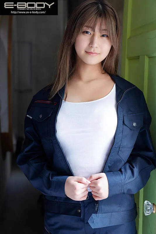 作業着で隠していた健康的グラマラスボディ 隠れGcupドボジョのむっつり肉弾性交 佐山由依 AVデビュー サンプル画像 1