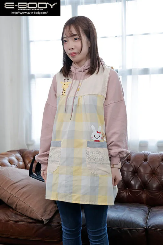 子供達がみんな大好きな優しい’なな先生’が実はむっつりスケベ！？ エプロンで隠していたグラドル並み細身ロケットGcup保育士 AVデビュー 坂井なな サンプル画像 10