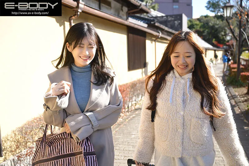 「彼女のお姉ちゃんだから浮気にならないよ」彼女と3人での温泉旅行中に母性全開の巨乳見せつけ誘惑！彼女の目の前で逆NTRされてしまったボク 柏木ふみか サンプル画像 1