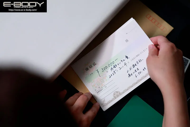 気付かれたら…終わる。社内不正の匿名告発がバレたデカ乳OL、恨まれ、全裸に剥かれ、J爆乳、犯●れる。 小椋ひかり サンプル画像 3