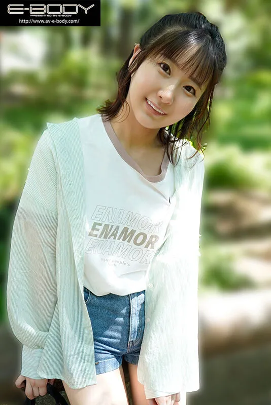 初めて出来た彼女を脱がしたら…着衣からは想像できないもちむち美巨乳 大興奮の僕は性欲尽きるまでハメまくった 由衣陽菜 サンプル画像 2