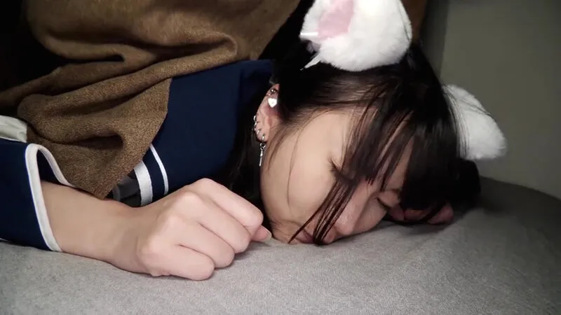 【4K】陰キャ系ドM女子が軽い気持ちでP活してみたら…おじさんの巨根にまさかのどハマり…自らオジ宅に向かう不埒な女になりました。日泉舞華 サンプル画像 14