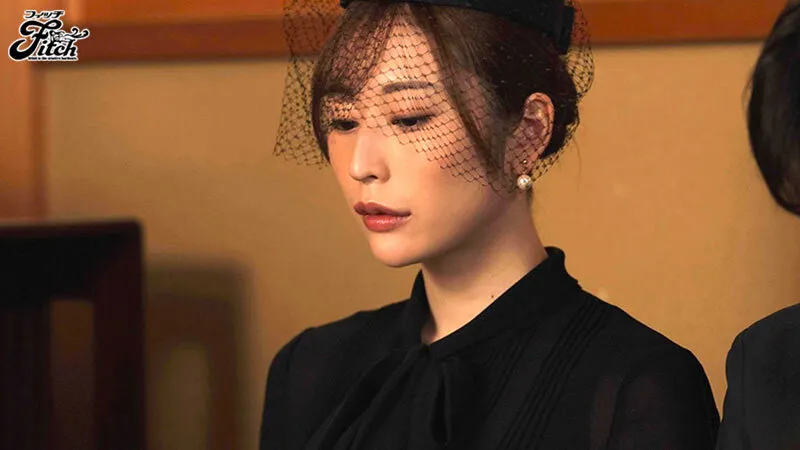 麻縄解禁！若い巨乳未亡人を縛り上げる油緊縛 叔父の淫靡な調教 菊乃らん サンプル画像 1