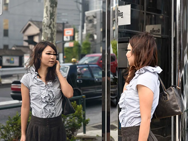 『マジックミラーオフィス略してMMO』～恵比寿近辺で働く素人OLシーズン～ サンプル画像 1