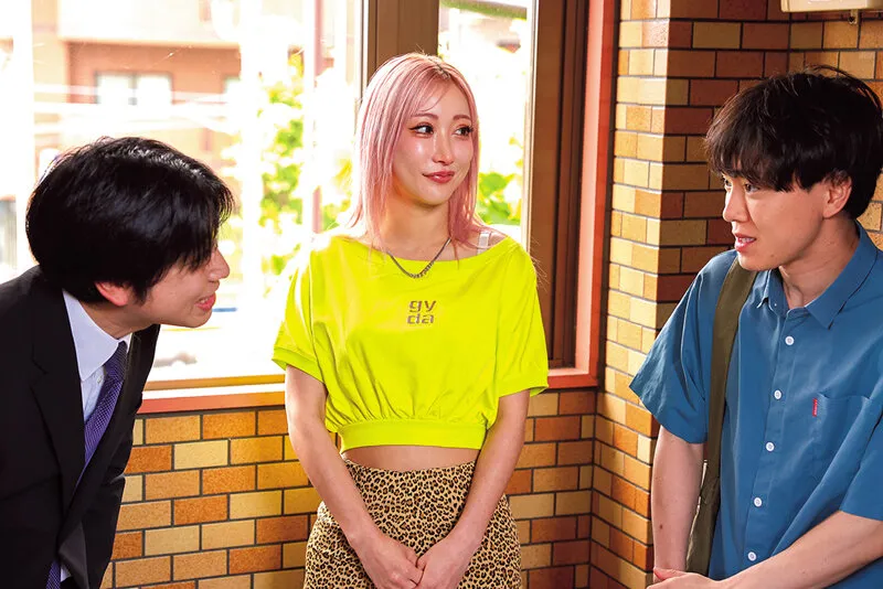 ヲタクで童貞の僕が…隣人のデカ尻ギャルの窒息顔騎＆淫語連発で理性崩壊見下ろし目線の杭打ち騎乗位でM男に堕とされました… AIKA サンプル画像 6