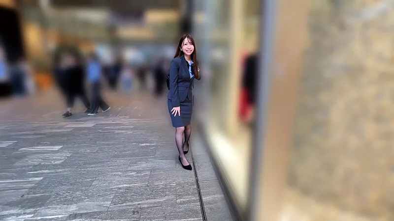 素人美少女とリモコンバイブお散歩9ー黒パンストOL編ー「もう我慢できません…//」人ごみの中、黒パンスト美脚ガクブル震わせイキまくってしまうOLたち！人生初の羞恥プレイでまさかのエロスイッチオン！車移動中も大胆カーオナニー！最後はホテルで心行くまで生セックス！ サンプル画像 18