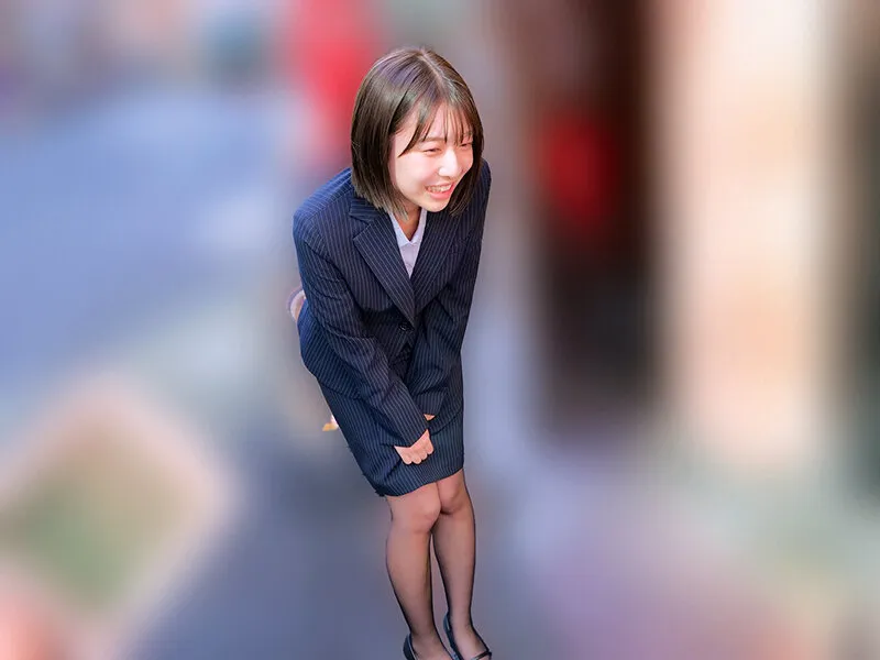 素人美少女とリモコンバイブお散歩10-黒パンストOL編-「もう我慢できません…//」人ごみの中、黒パンスト美脚ガクブル震わせイキまくってしまうOLたち！人生初の羞恥プレイでまさかのエロスイッチオン！車移動中も大胆カーオナニー！最後はホテルで心行くまで生セックス！ サンプル画像 10