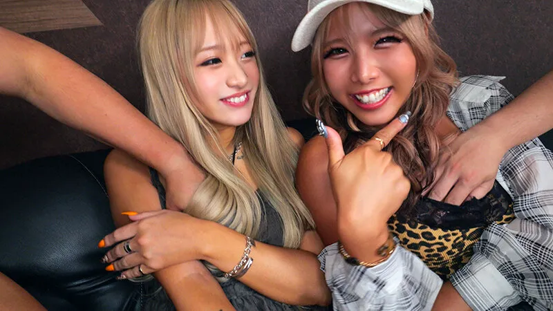 ※ビッチ注意 出会い系で見つけた平成み溢れるトリプル黒ギャルと6P飲みまくりハメまくりぶっかけ中出し乱交パーティ サンプル画像 2