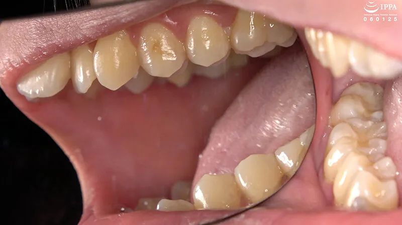 「【歯・口腔フェチ】新人女優牧河柚乃ちゃんの口内観察＆巨大女フェチ」牧河柚乃 サンプル画像 7