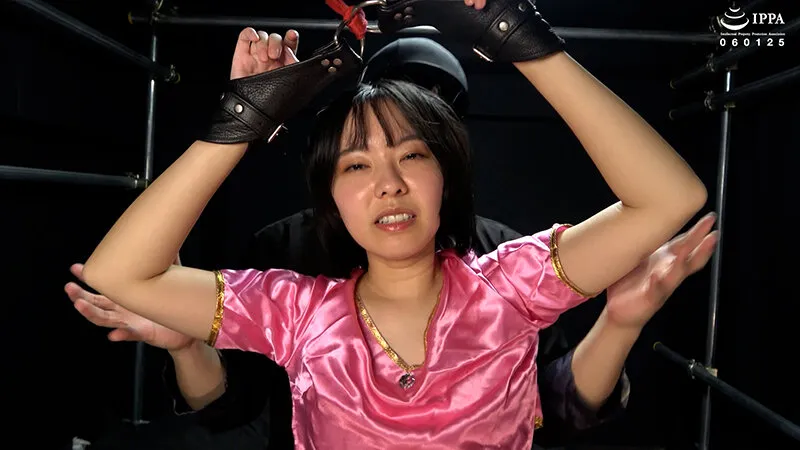 【くすぐり】「踊り子なまりちゃんをバンザイ拘束くすぐりでくすぐったがりなおどりを踊らせる！」WAKA-087加護まり 4 サンプル画像 7