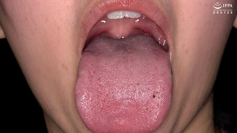 「【激レア】超貴重な口内・歯・のどちんこ観察＆小魚咀嚼巨大女プレイ！」加護まり サンプル画像 9