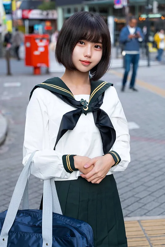 【アフスク☆セックス】図書館や美術館が好きなインドア系あやかちゃん1☆歳！！読書が好きな真面目系は実はチ○ポも大好き！！激しく攻められてイキまくるインテリ系マ○コに大量中出し！！ サンプル画像 1