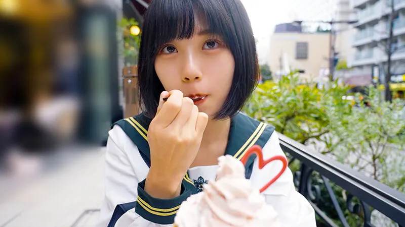 【アフスク☆セックス】図書館や美術館が好きなインドア系あやかちゃん1☆歳！！読書が好きな真面目系は実はチ○ポも大好き！！激しく攻められてイキまくるインテリ系マ○コに大量中出し！！ サンプル画像 3