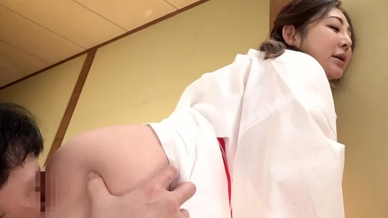 【人気】隣の奥さんの即フェラ抜き即挿入で中出し 初音みのり サンプル画像 17