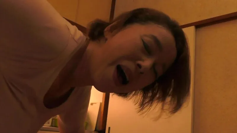 【肉垂れ巨乳】一つ屋根の下の性交 青井マリ 自慰と中出しとフェラ編 サンプル画像 13