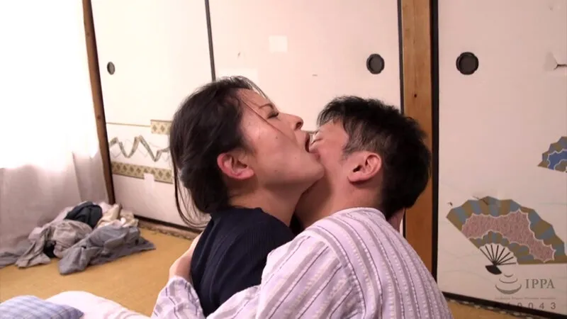 【期間限定熟女パック】貧乳豆乳首パック サンプル画像 1