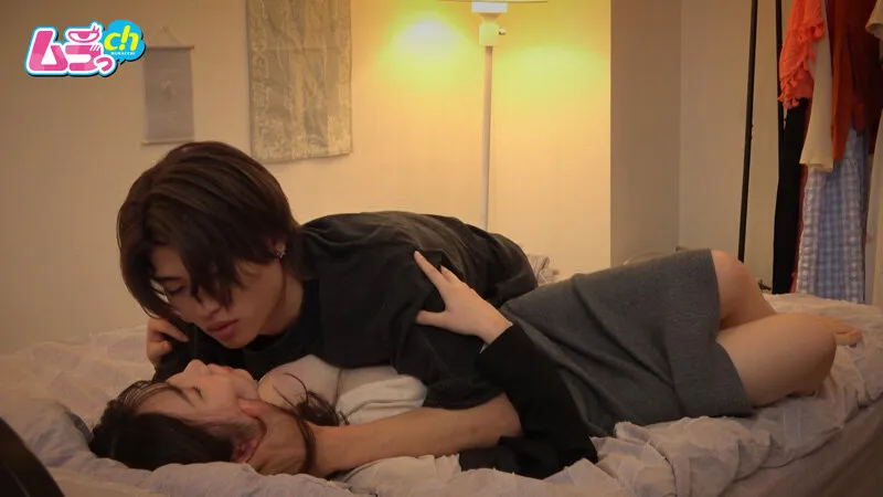 カップル部屋REC 彼女を自分のモノにするため、長～いチ〇ポからドピュドピュ特濃本気汁で激重執着孕ませSEX！彼女の浮気で病み堕ちしたメンヘラ彼氏 サンプル画像 4