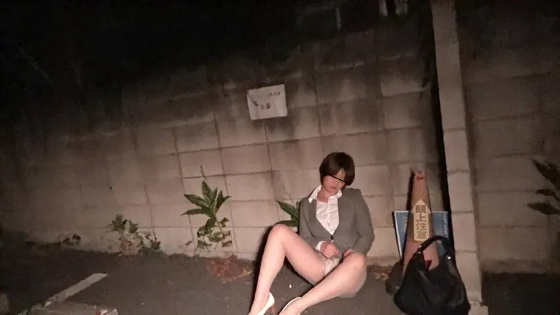 淫録惨劇！職業別×性交映像流出！50名5時間 ～受付嬢/デッサンモデル/清掃員/OL社長秘書 職場に潜む不条理な事件の一部始終～ サンプル画像 13