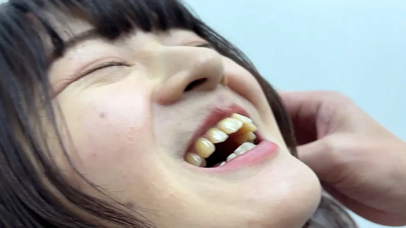 街角で声をかけてくすぐりさせてもらう 飲食店アルバイト みこちゃん サンプル画像 8