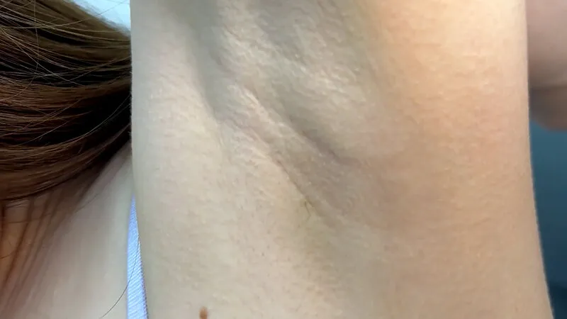 街角で声をかけてくすぐりさせてもらう 商社営業 れなちゃん サンプル画像 5