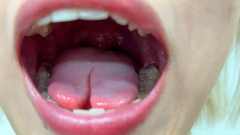 街角で声をかけて口内観察させてもらう 美容部員 はるのちゃん サンプル画像 4