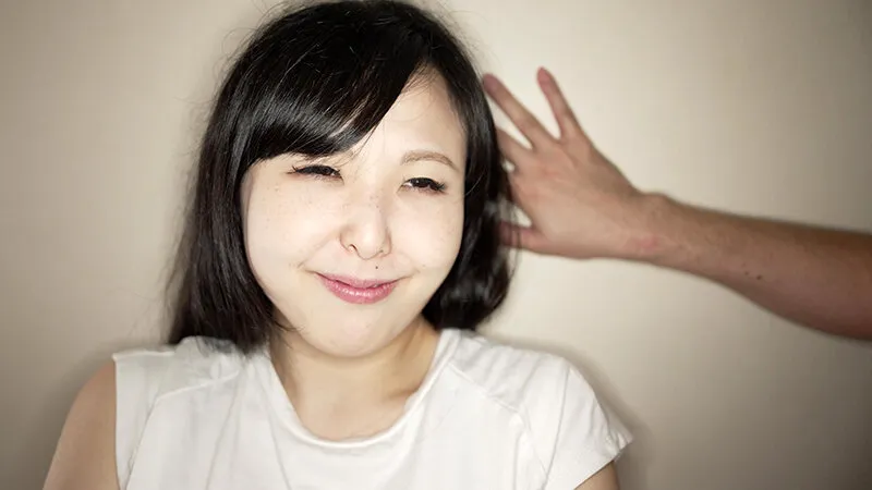 【個人撮影】横山夏希 変態男のわがままリクエスト 口臭チェック！ サンプル画像 1