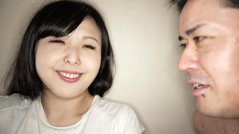 【個人撮影】横山夏希 変態男のわがままリクエスト 口臭チェック！ サンプル画像 2