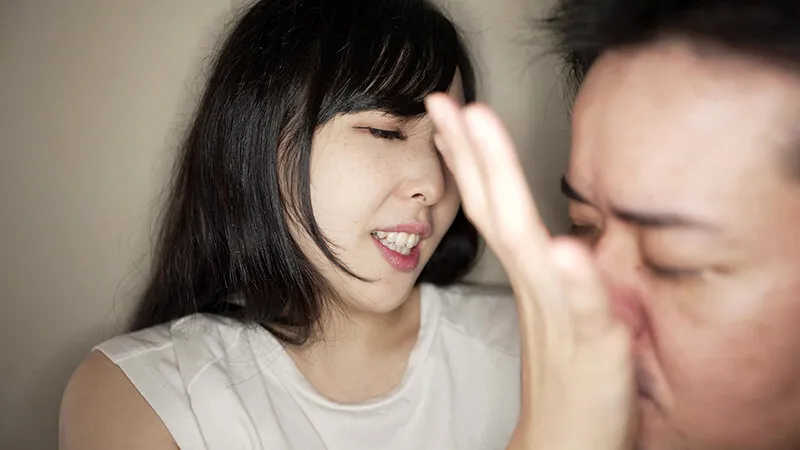 【個人撮影】横山夏希 変態男のわがままリクエスト 口臭チェック！ サンプル画像 5