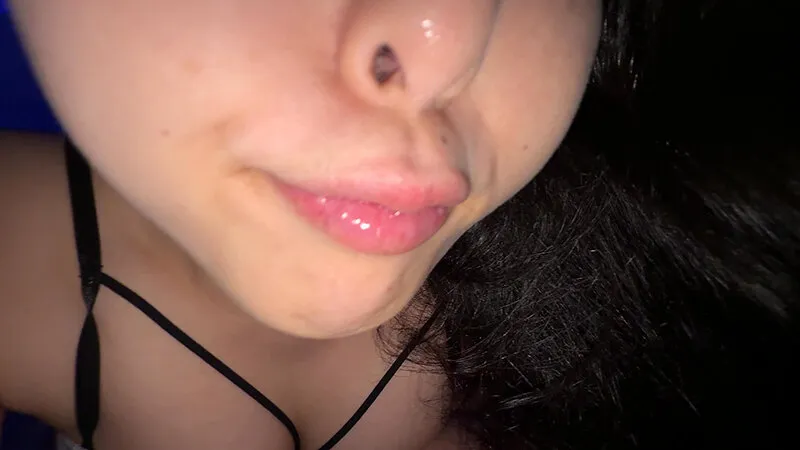 【個人撮影】横山夏希の自撮り顔舐め＆ニオイ責め サンプル画像 19