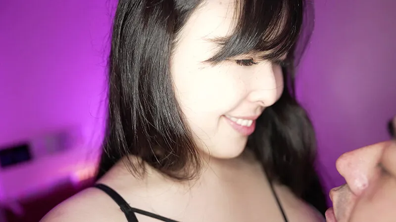 【個人撮影】横山夏希の酸っぱい舌で鼻責め＆唾ぶっかけ！ サンプル画像 20