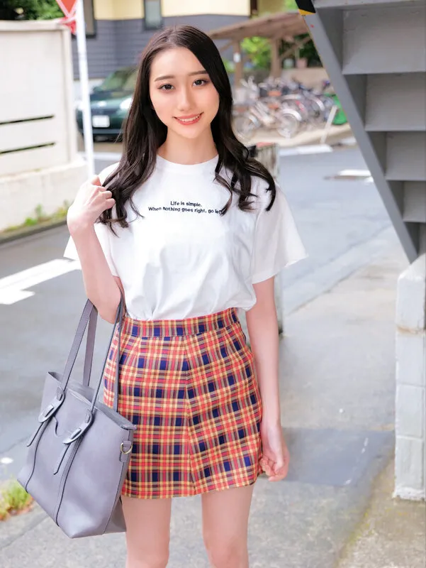 出会って05秒で合体 気持ち良すぎて足腰ガクブルおもらし即絶頂！間髪入れずに即中出し！！まい いろは サンプル画像 2