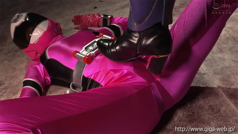 戦隊ヒロインふたなり化レズ地獄 デイトナピンク編 サンプル画像 9