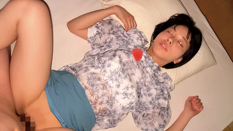 お天気お姉さん中継レポート狩り 汚された朝の顔 地方局美人キャスター4名 サンプル画像 5