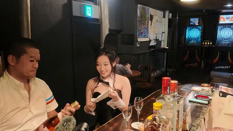 止まらない誘惑 天性の小悪魔バニーのチンデレ淫語 月野かすみ サンプル画像 1