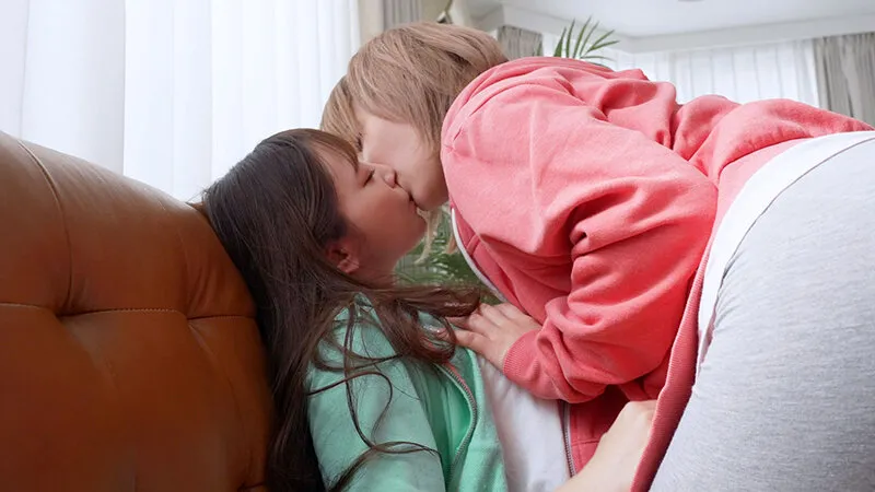 私たち、女の子も好き。のぞみ＆みお サンプル画像 4