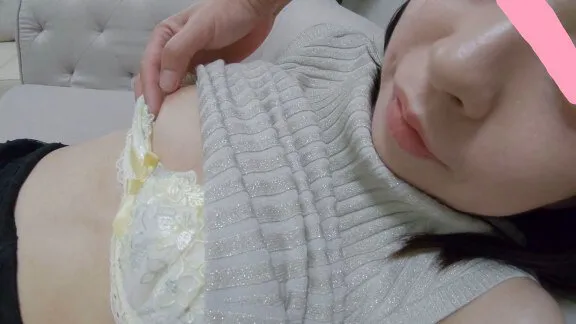 渋谷住みのまいちゃんはなかなかの耐性の持ち主！ここは勝負だ（＾＾♪ 恥ずかしい格好でアクメの刑！ サンプル画像 5