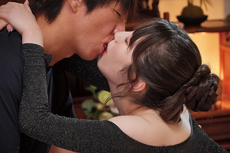 自分の娘がどストライク！？単身赴任から帰り、久しぶりに会った娘が俺好みの女になっていた！ 浦上ひのり サンプル画像 16