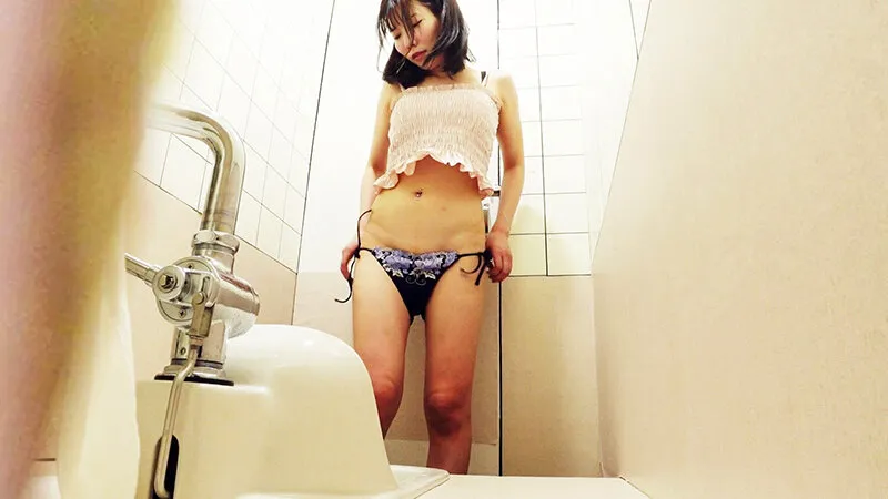 公衆トイレ性処理動画 ＃3 サンプル画像 12