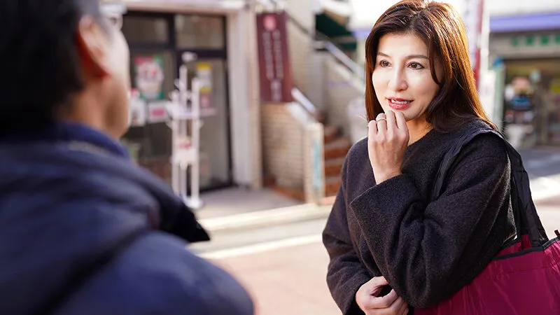 こんな風にやってみろ！！セフレ発掘！ここが穴場だ！ナンパするなら絶対 地元の商店街 逸材美熟女12人4時間SP サンプル画像 4