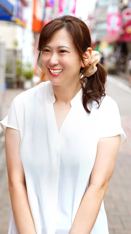 こんな風にやってみろ！！セフレ発掘！ここが穴場だ！ナンパするなら絶対 地元の商店街 逸材美熟女4名ゲット5 サンプル画像 3