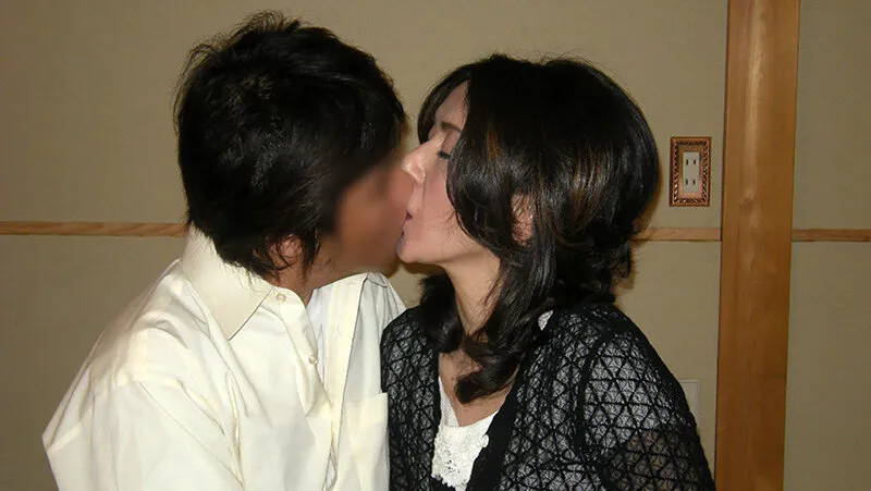 熟年夫婦の愛あふれる濃厚セックス 16組4時間 サンプル画像 9