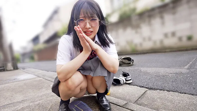 自転車でぶつかってきた巨乳J系が性活全面サポート！下のお世話もお願いしたら、剛毛マ〇コから大量潮吹き！ぶっかけまくりのとろびしゃ看病SEX！ （メスガキ20） 一色さら サンプル画像 2