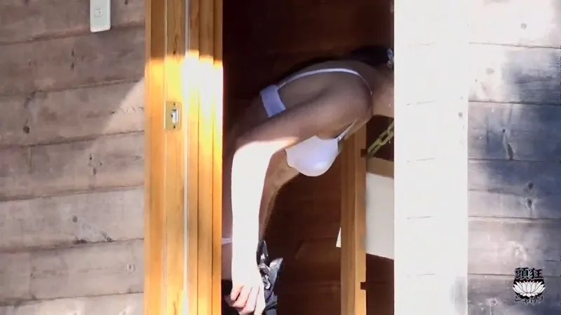 露天風呂のぞきレ●プ サンプル画像 11