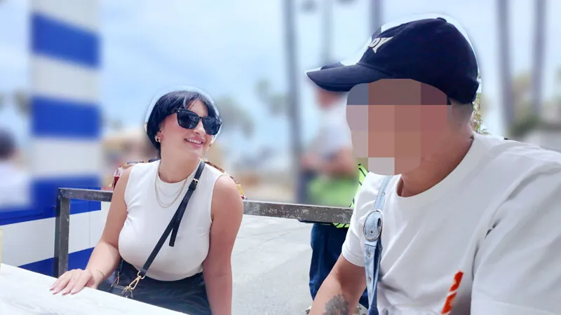 ロスのベニスビーチで休憩中の爆乳アパレル店員が逆ナンパ！？USA産直輸入中出しドキュメント アレクサ（21） サンプル画像 2